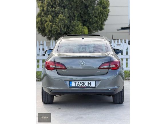 TAŞKIN'DAN 2017 MODEL SPORT&STİLL SUNROOF HATASIZ 105.BİN KM