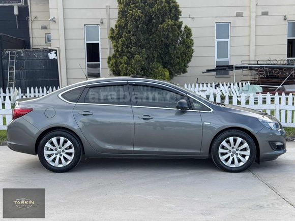 TAŞKIN'DAN 2017 MODEL SPORT&STİLL SUNROOF HATASIZ 105.BİN KM
