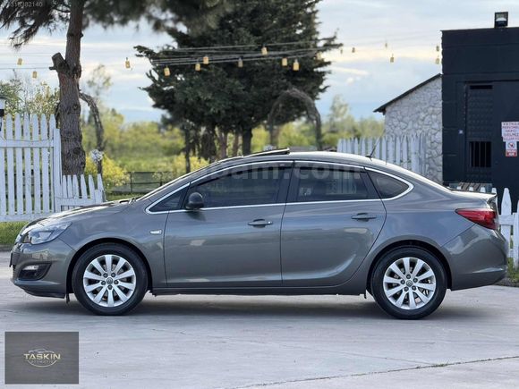 TAŞKIN'DAN 2017 MODEL SPORT&STİLL SUNROOF HATASIZ 105.BİN KM