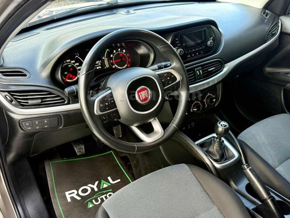 ROYAL AUTO'dan 2018 EGEA 1.4 EASY PLUS 50.bin km LPG li