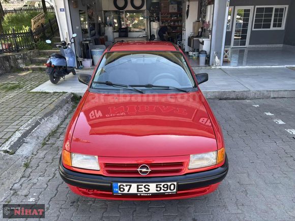GALERİ NİHAT'DAN OPEL ASTRA
