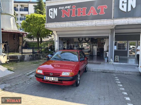 GALERİ NİHAT'DAN OPEL ASTRA