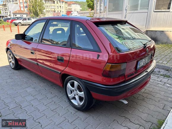 GALERİ NİHAT'DAN OPEL ASTRA