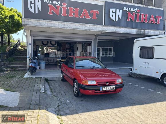 GALERİ NİHAT'DAN OPEL ASTRA