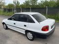 152 BİNDE HATASIZ BOYASIZ EMSALSİZ KONDİSYONDA KUPON ASTRA SEDAN