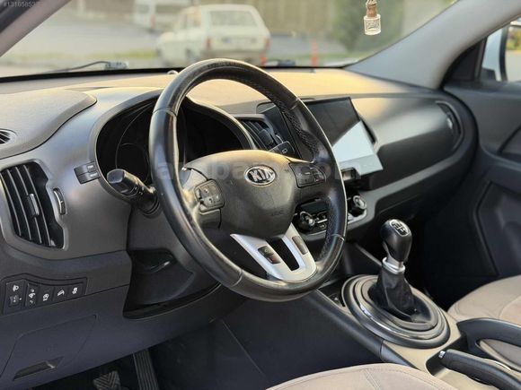 2013 KİA SPORTAGE GSL PLUS 86000 km