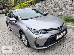 AK FİLO'DAN 2021 TOYOTA COROLLA 1.8 HYBRID DREAM