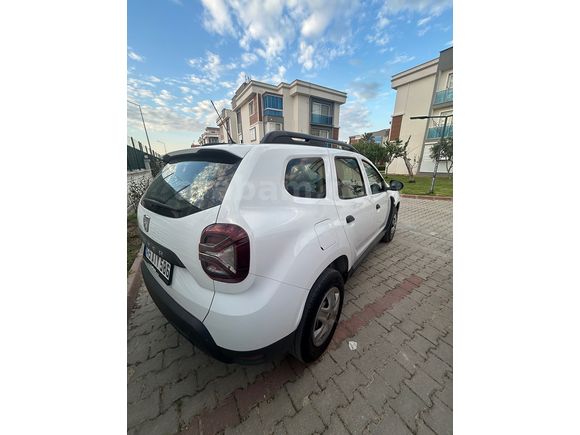 Öğretmenden servis bakımlı yakıt cimrisi Dacia Duster