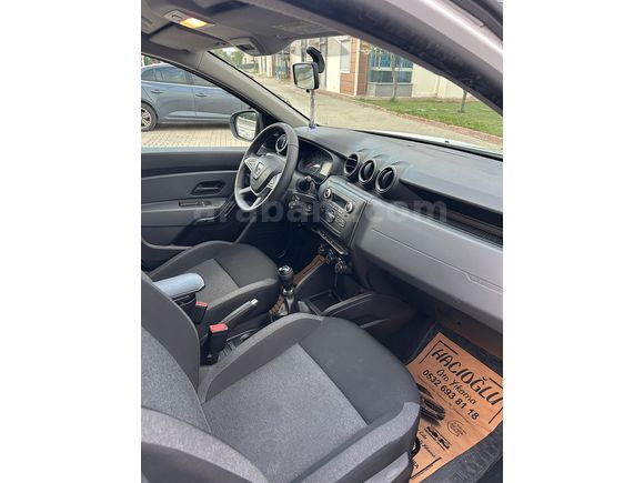Öğretmenden servis bakımlı yakıt cimrisi Dacia Duster