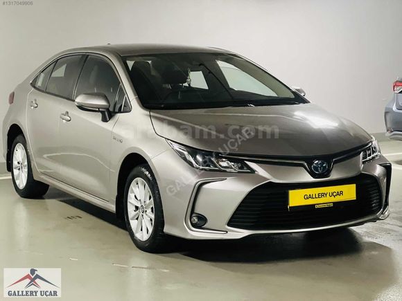 GALLERY UÇAR'dan-ORJİNAL-BOYASIZ-2020-TOYOTA-COROLLA-HYBRİT--