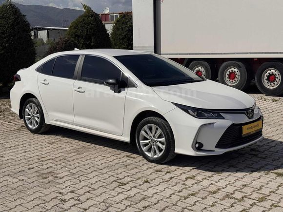 2025 SADECE 14 BİN KM COROLLA HİBRİT