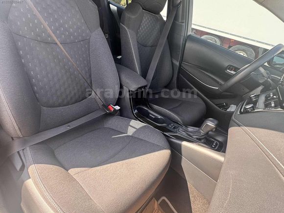 2025 SADECE 14 BİN KM COROLLA HİBRİT