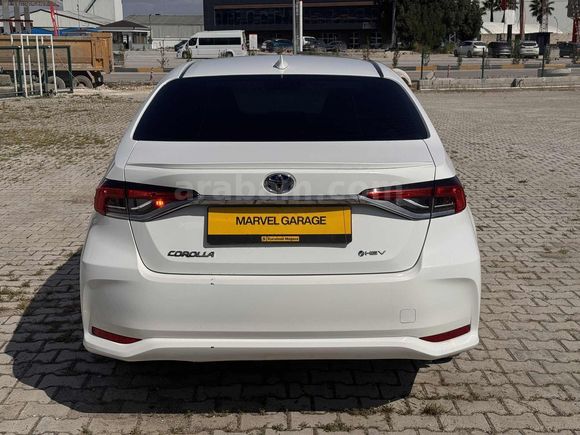 2025 SADECE 14 BİN KM COROLLA HİBRİT