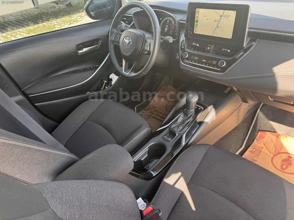 2025 SADECE 14 BİN KM COROLLA HİBRİT