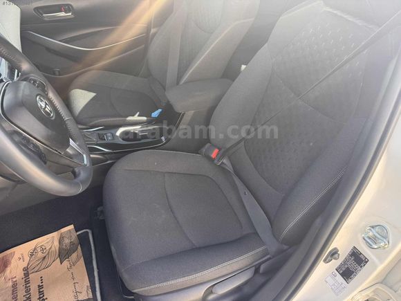 2025 SADECE 14 BİN KM COROLLA HİBRİT
