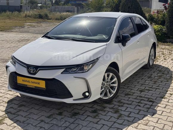2025 SADECE 14 BİN KM COROLLA HİBRİT