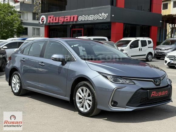 RUŞAN'dan 2023 Corolla 1.8 1 BOYALI KAZASIZ DEĞİŞENSİZ 96.000 KM