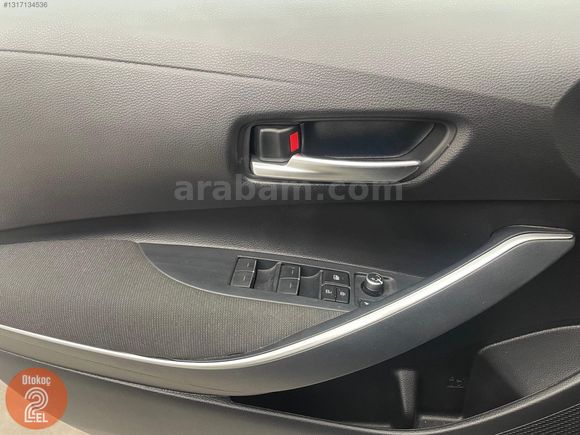 OTOKOÇ 2.EL DENİZLİ'DEN TOYOTA COROLLA 1.8 HYBRİD DREAM 37.146KM