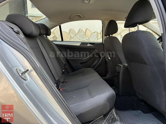 VW Jetta 1.6TDi 2012Model