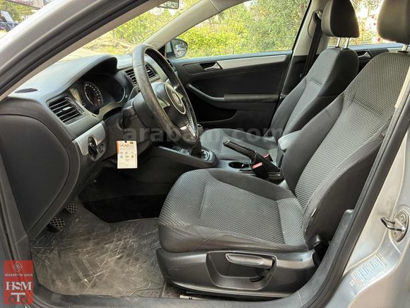 VW Jetta 1.6TDi 2012Model