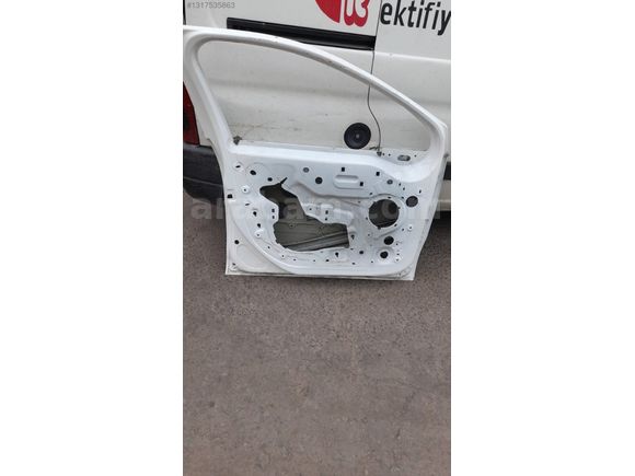 CİTROEN C3 B618 SOL ON KAPI BEYAZ ÇIKMA 9812674380