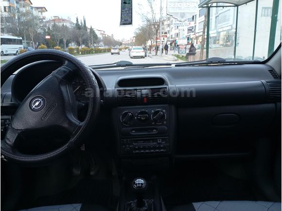 Sahibinden Opel Corsa 1.2 Swing 2000 Model