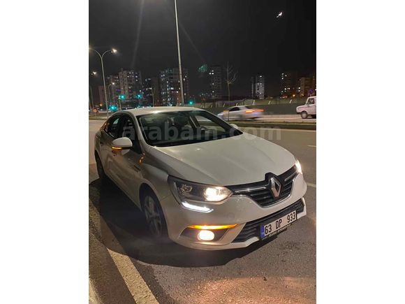 Sahibinden Renault Megane 1.6 Joy 2017 Model 