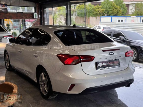 DEV MOTORS'TAN 2021 FORD FOCUS 1.5ECOBLUE TREND X 178.000 KM