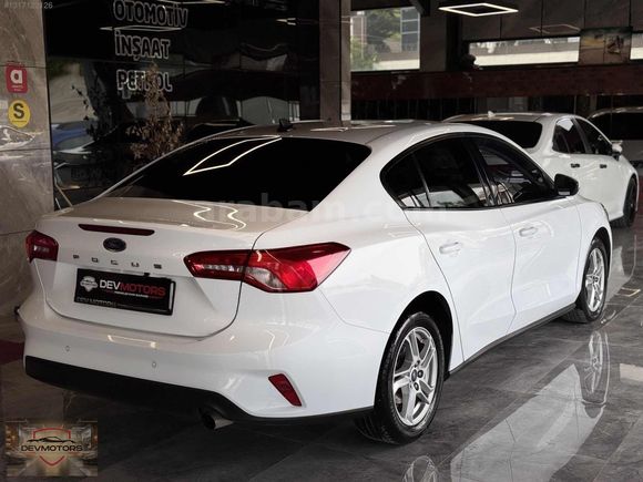 DEV MOTORS'TAN 2021 FORD FOCUS 1.5ECOBLUE TREND X 178.000 KM