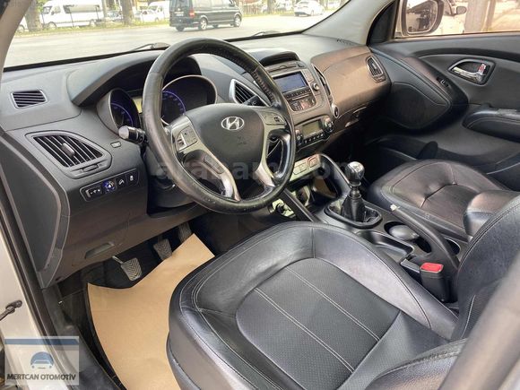 2012 HYUNDAİ İX35 1,6 GDİ STYLE PLUS CAM TAVAN DEĞİŞENSİZ