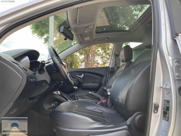 2012 HYUNDAİ İX35 1,6 GDİ STYLE PLUS CAM TAVAN DEĞİŞENSİZ