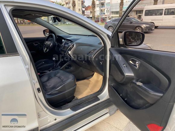 2012 HYUNDAİ İX35 1,6 GDİ STYLE PLUS CAM TAVAN DEĞİŞENSİZ