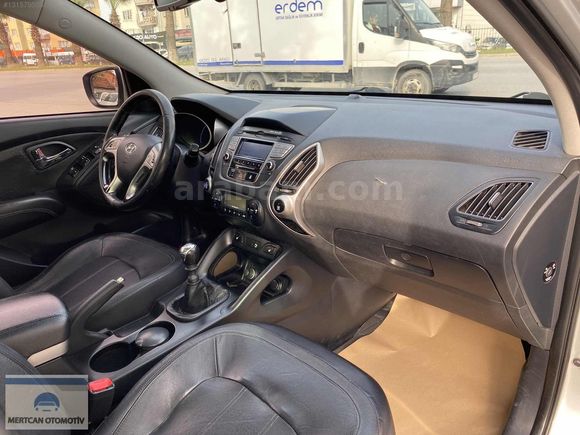 2012 HYUNDAİ İX35 1,6 GDİ STYLE PLUS CAM TAVAN DEĞİŞENSİZ