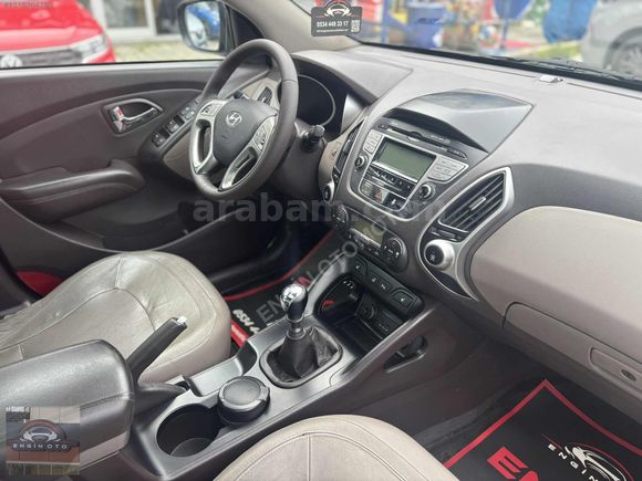 ENGİN OTOMOTİVDEN CAM TAVAN DEĞİŞENSİZ TEK PARÇA BOYALI İX35