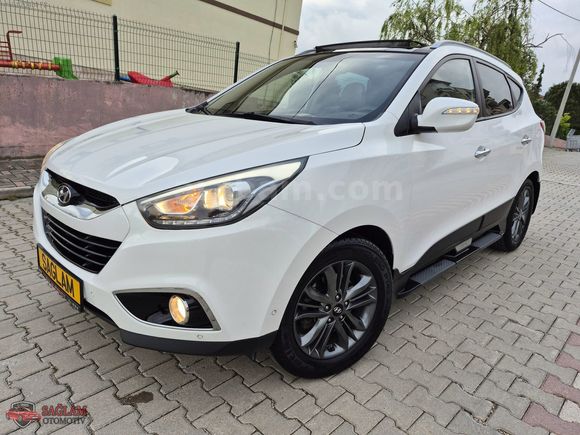 ORJİNAL DEĞİŞENSİZ BOYASIZ 122,000 KM DE İX35 ELİTE