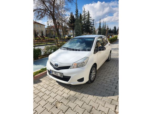 Kazasız Boyasız Tramersiz Toyota Yaris 1.0 Life 2014 Model