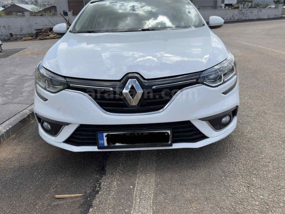 SAHİBİNDEN TEMİZ MEGANE 4