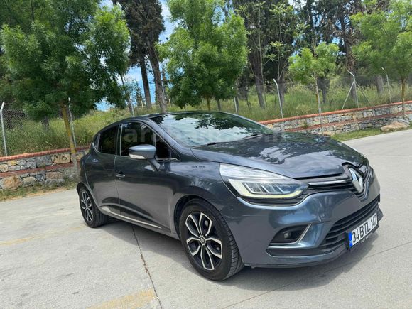 Sahibinden Renault Clio 1.5 dCi Icon 2018 Model 181.000 km Mavi (metalik)