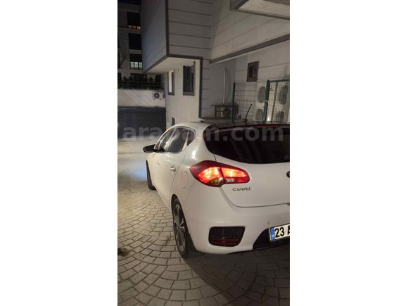 Sahibinden Kia Ceed 1.6 CRDi Concept Plus 2017 Model 
