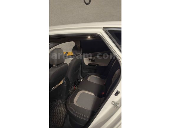 Sahibinden Kia Ceed 1.6 CRDi Concept Plus 2017 Model 