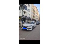Sahibinden Honda Civic 1.6i VTEC eco Executive 2018 Model  93.000 km Beyaz