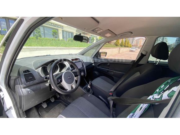 Sahibinden Kia Venga 1.4 CRDi Active 2011 Model  268.000 km Beyaz