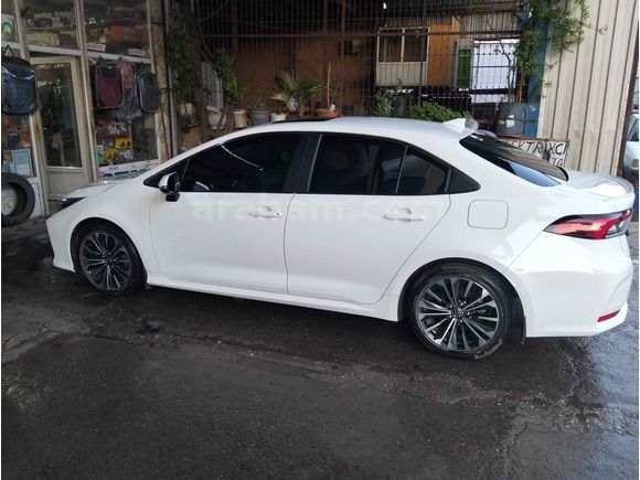 Sahibinden Toyota Corolla 1.5 Flame X-Pack 2023 Model 