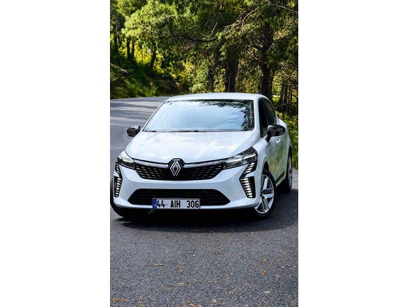 Sahibinden Renault Clio 1.0 TCe Evolution 2023 Model 