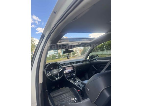 Sahibinden Volkswagen Passat 1.5 TSi Elegance 2021 Model 