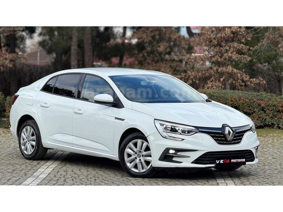 VEİS OTOMOTİV'DEN RENAULT MEGANE IV JOY COMFORT Y.SERVİS BAKIMLI