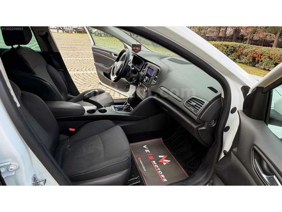 VEİS OTOMOTİV'DEN RENAULT MEGANE IV JOY COMFORT Y.SERVİS BAKIMLI