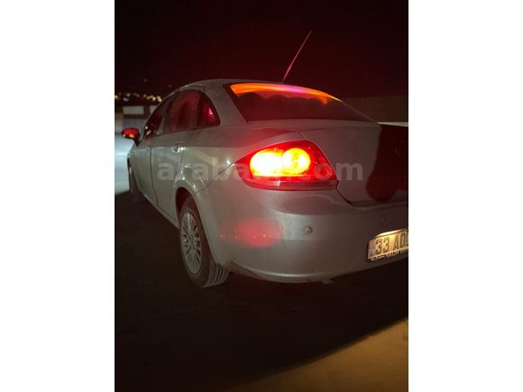 Linea 1.3 Multijet Active 2010 Model  307.000 km Gri