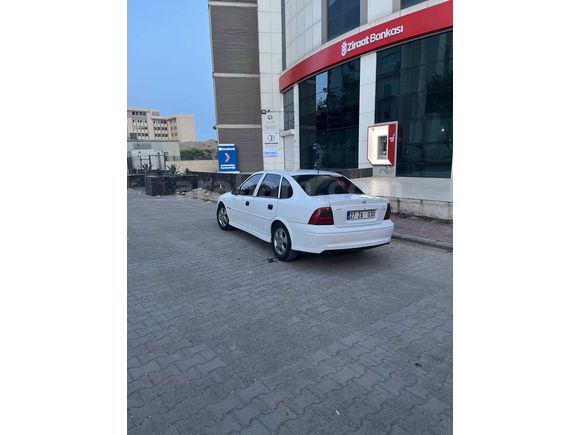 Sahibinden Opel Vectra 1.6 Comfort 2000 Model 