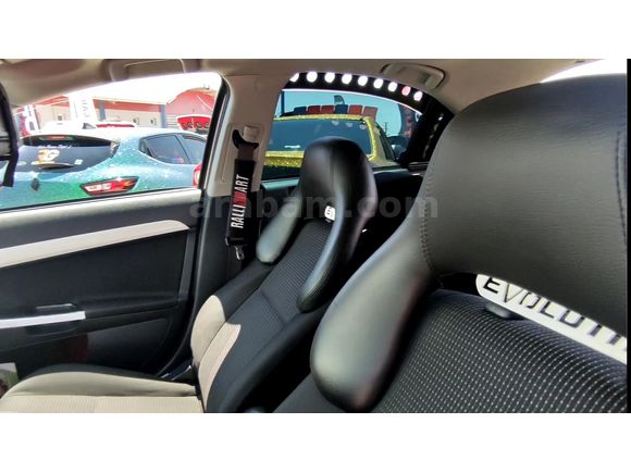 Sahibinden Mitsubishi Lancer 1.6 Invite 2011 Model